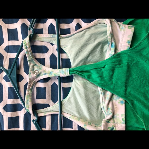 Lulu Lemon Top - Picture 3 of 4